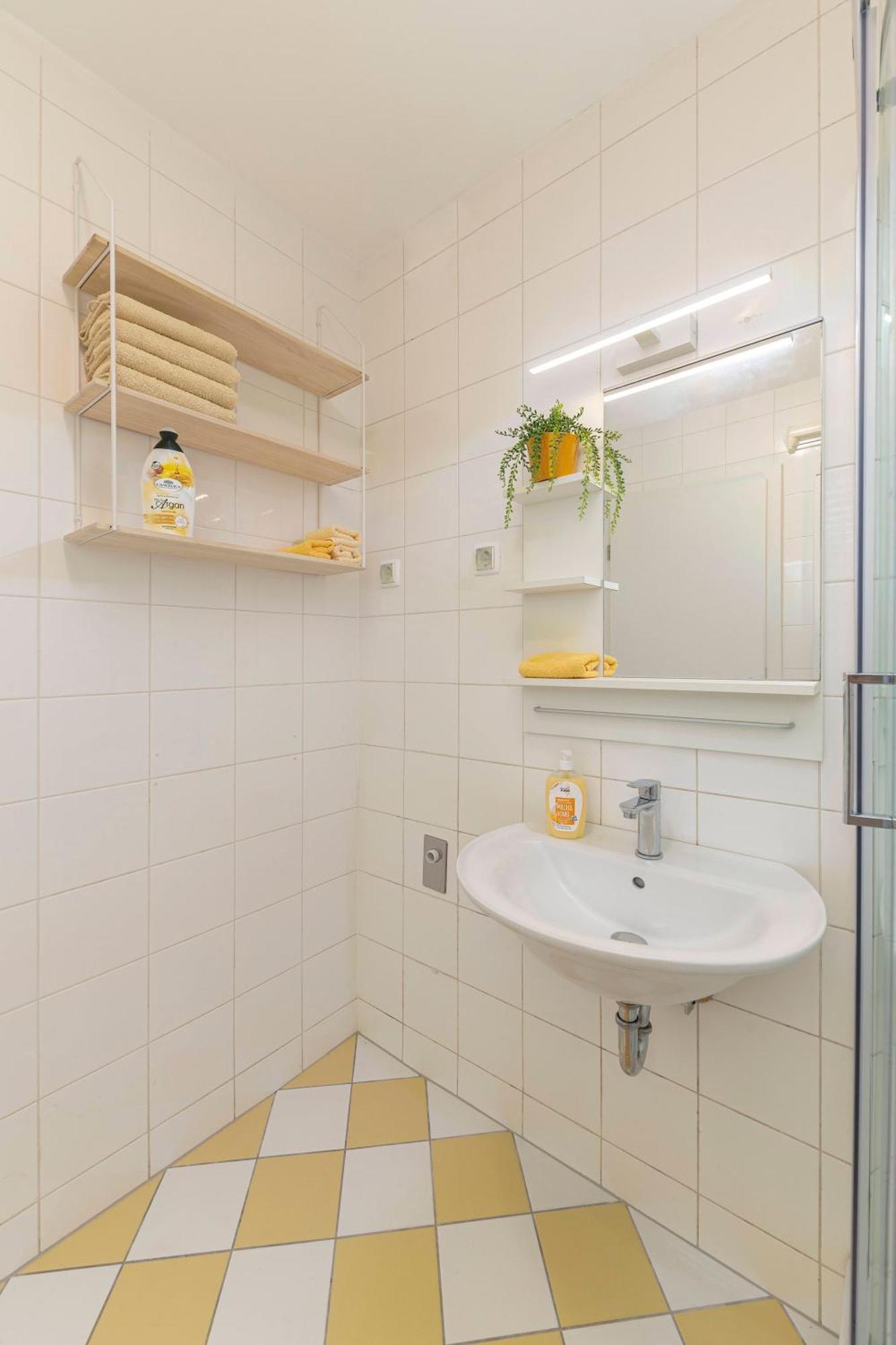 Cozy Garden Flat Apartment Ljubljana Luaran gambar
